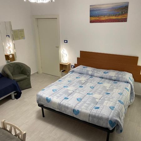 B&B Del Corso - Affittacamere Giulianova Zewnętrze zdjęcie