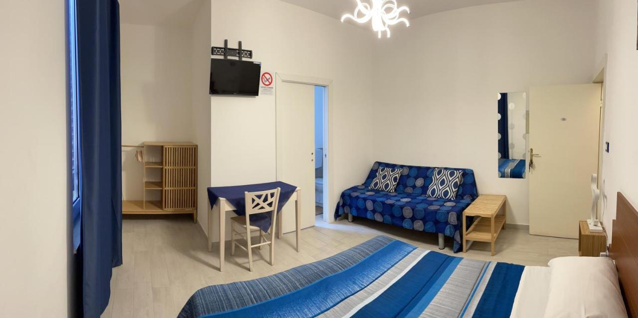 B&B Del Corso - Affittacamere Giulianova Zewnętrze zdjęcie